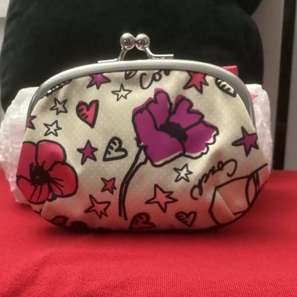 Coach Poppy Graffiti coin pouch - Picture 3 of 7
